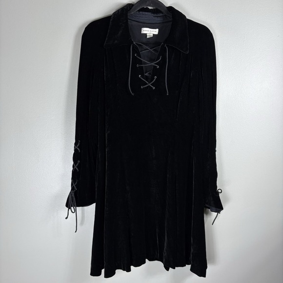 Anne Klein Pants - VTG Anne Klein Women's 12 Black Velvet Side Zip Lace Up Detail‎ Fit Flare Dress